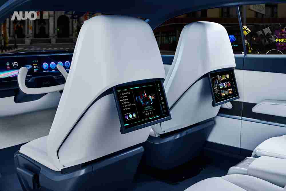 人生就是博将于CES 展示全新Smart Cockpit 2024，，，，可紧密串连使用者多元需求，，，，并革新座舱内部的应用和设计，，带来身历其境且引人入胜的视觉飨宴，，，，满足驾乘人员的全方位体验