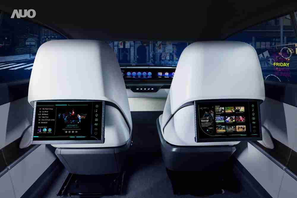 人生就是博新一代Smart Cockpit 2024，，，，以Micro LED先进显示技术优势，，创建〝可卷式后座娱乐显示器〞，，，仅在互动时才显示出所需画面及信息，，，，扩充更丰富的娱乐和交互信息服务，，，，获国际奖项荣耀