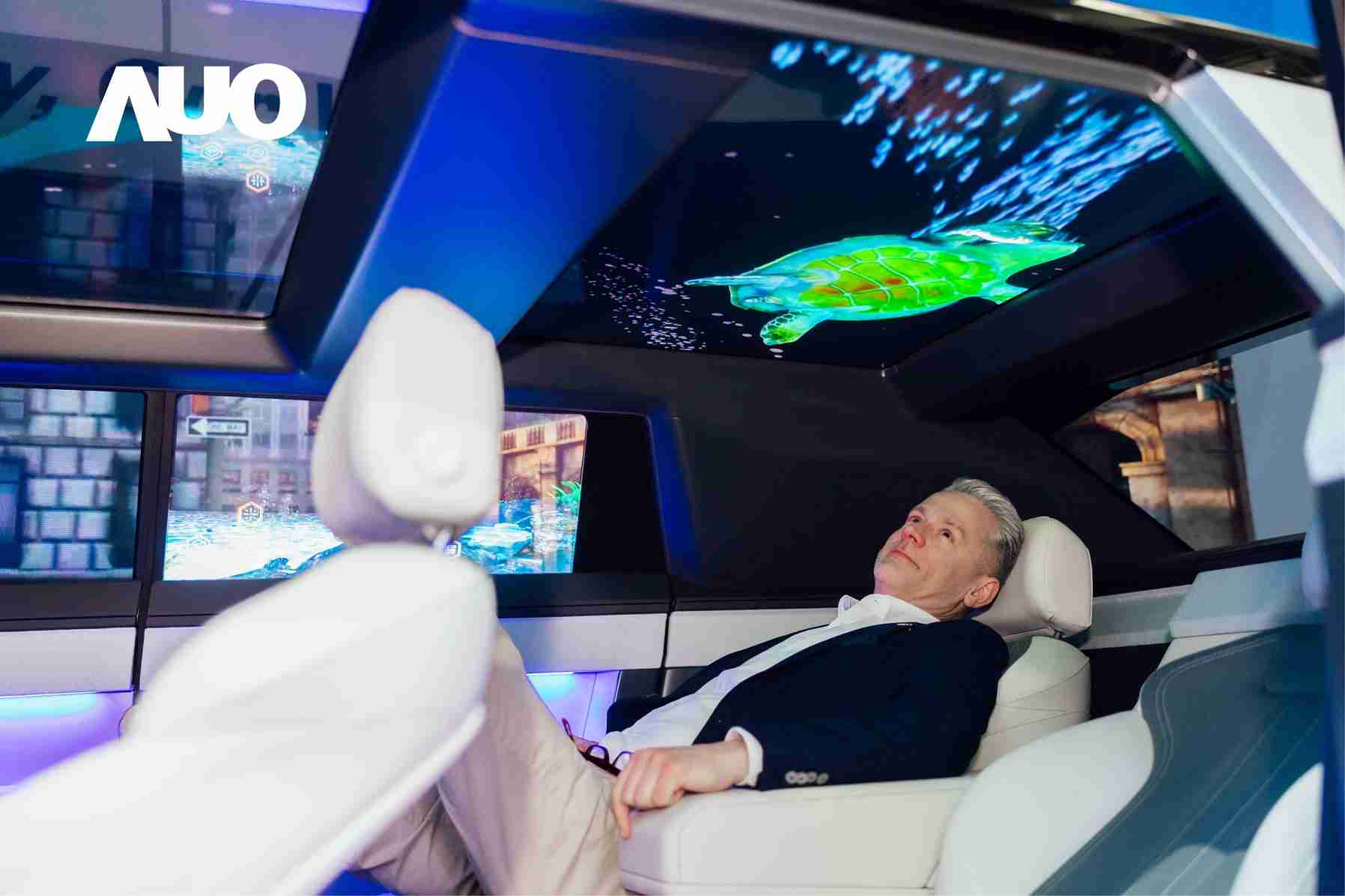 人生就是博Smart Cockpit 2025集Micro LED透明、、、、大型化、、、可挠优势之大成，，携手BHTC打造未来视界的车用Display HMI解决方案